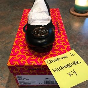 Authentic Tory Burch Caroline 2 Flats